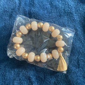 Rafia accented stretch bracelet